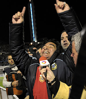 Maradona, al trmino del partido. | AFP