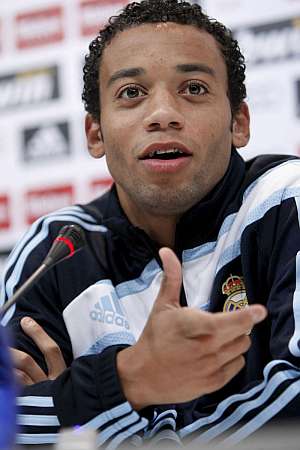 Marcelo, en rueda de prensa. (Foto: EFE)