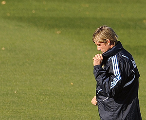 Guti, durante un entrenamiento del Real Madrid. (Foto: AFP)