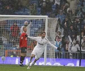 Higun celebra un gol al Mallorca. (AP)