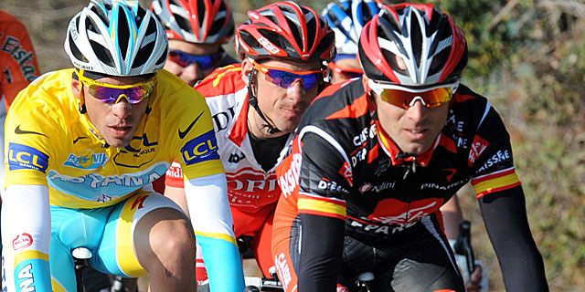 Alejandro Valverde junto a Alberto Contador. (Foto: AFP)
