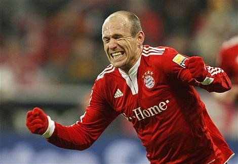 Robben celebra un gol al Friburgo. | Ap