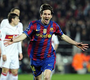Messi celebra su primer gol ante el Stuttgart. (Foto: AP)