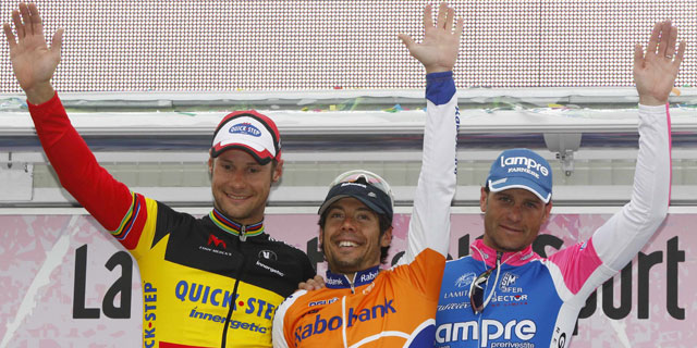 Freire, junto a Boonen y Petacchi en el podio de San Remo. (Ap)