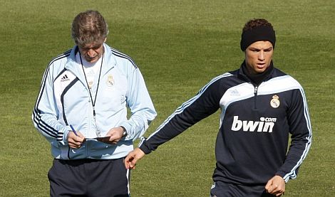 Pellegrini, junto a Cristiano Ronaldo durante el entrenamiento. | Efe