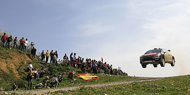 El Citron del francs Sebastien Ogier durante la primera etapa del Rally de Turqua. (Reuters)