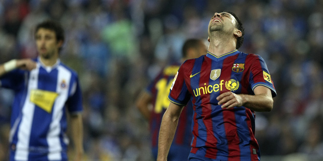 Xavi lamenta una ocasin fallida en el estadio espanyolista. (Quique Garca)
