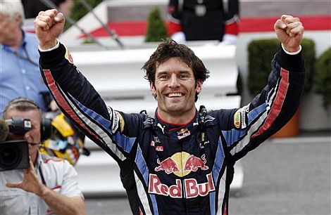 Mark Webber celebra su victoria en Montecarlo. | Ap