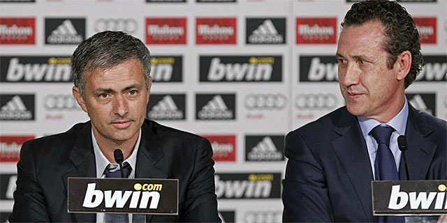 Jose Mourinho y Jorge Valdano en la presentacin del portugus como nuevo tcnico del Madrid. | Efe
