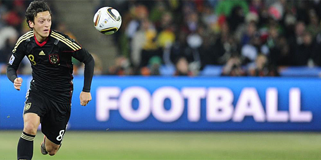 Mesut zil, en un partido de Alemania en el Mundial de Sudfrica. (AFP)