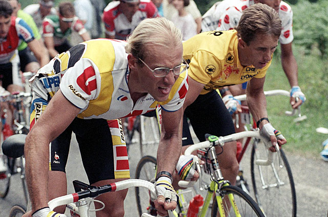 Laurent Fignon, izquierda, y Greg Lemond en el Tour de 1989. | Ap