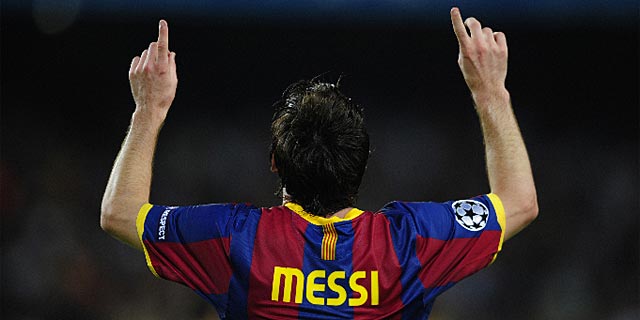 Messi festeja uno de sus goles al Panathinaikos. (Foto: Ap)