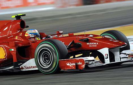 Fernando Alonso, en el Gran Premio de Singapur. (Foto: AP)
