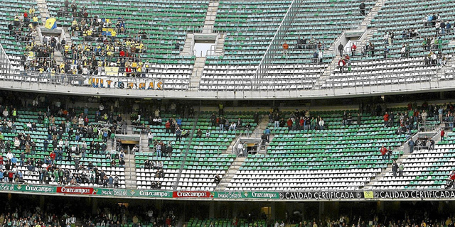 El estadio del Betis pasar a llamarse Benito Villamarn por decisin de los socios. Foto: Efe