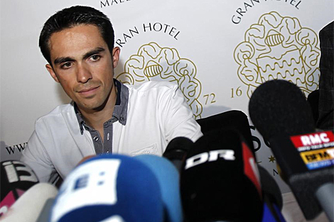 Alberto Contador, durante la rueda de prensa del viernes. (EFE)