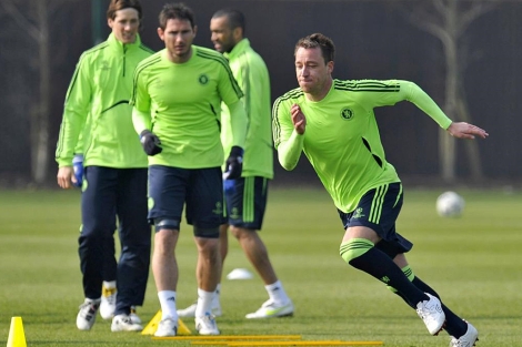 John Terry durante un entrenamiento con el Chelsea. | Reuters