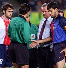 Guardiola, en la Copa de 2000. (Reuters)