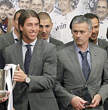 Ramos y Mourinho. | Efe