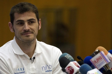 Iker Casillas en una rueda de prensa el mes pasado en Chile. | EFE