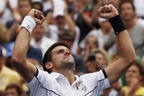 Novak Djokovic celebra su triunfo sobre Federer. | Ap