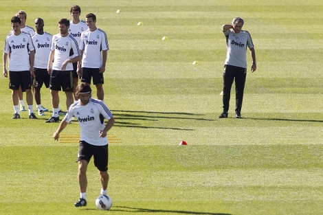Imagen del entrenamiento matinal del Real Madrid. | Foto: Sergio Gonzlez