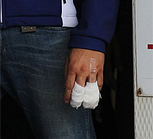 La mano izquierda de Lorenzo. | Reuters