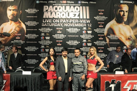 El 'Pacman' y 'Dinamita' Mrquez, en la presentacin del combate. (AFP)
