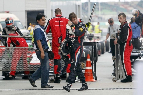Sebastian Vettel, a la finalizacin del Gran Premio de Malasia. | Reuters