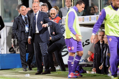 Dellio Rossi, despus de la agresin a su jugador. | Efe