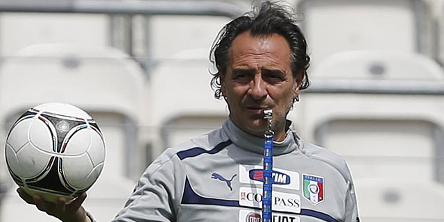 El entrenador de la seleccin italiana de ftbol, Cesare Prandelli .IEFE