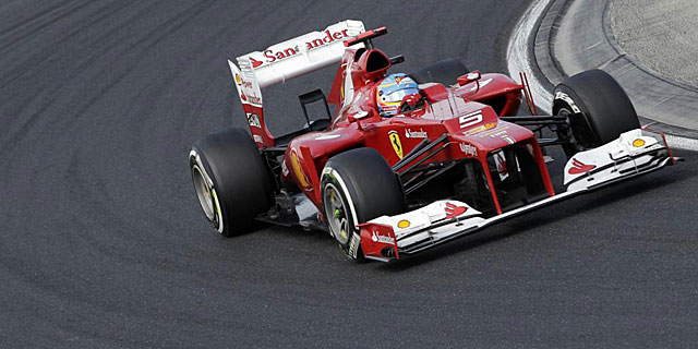 Fernando Alonso en el Gran Premio de Hungra. (Leonhard Foeger: Reuters)