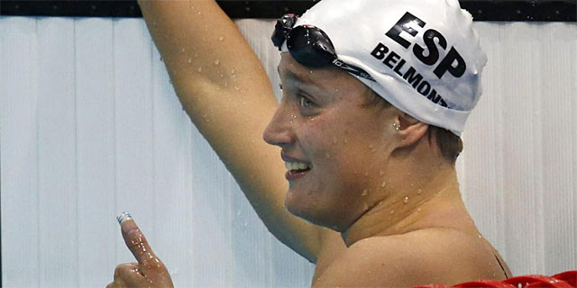 Mireia Belmonte, tras conquistar su segunda plata. (AFP)