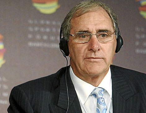 John Fahey, Presidente de la Agencia Mundial Antidopaje, en 2009 en Barcelona | Amadeu Garca
