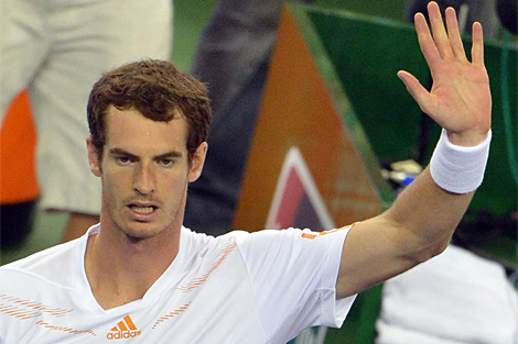 Murray, agracedido al pblico tras batir a Federer. | Afp