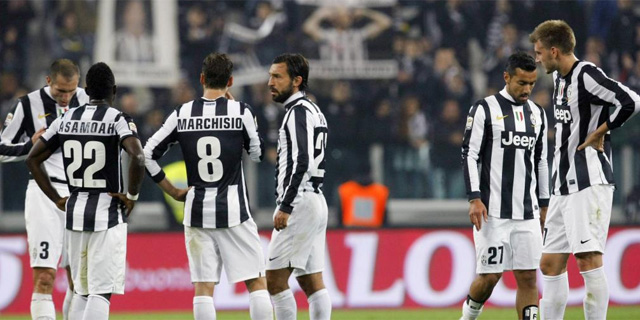 Los jugadores de la Juventus se lamentan tras la derrota frente al Inter. | Reuters