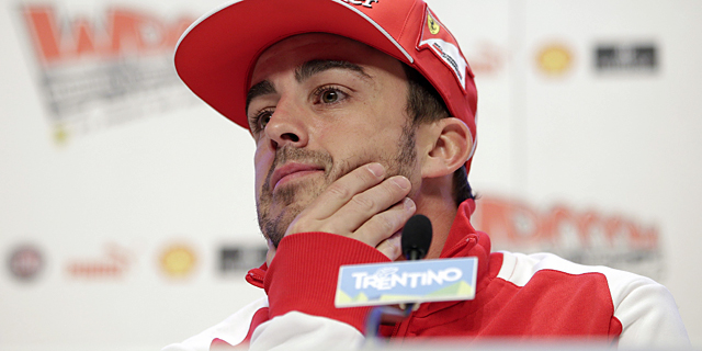 Fernando Alonso, durante la rueda de prensa de pretemporada. | EFE