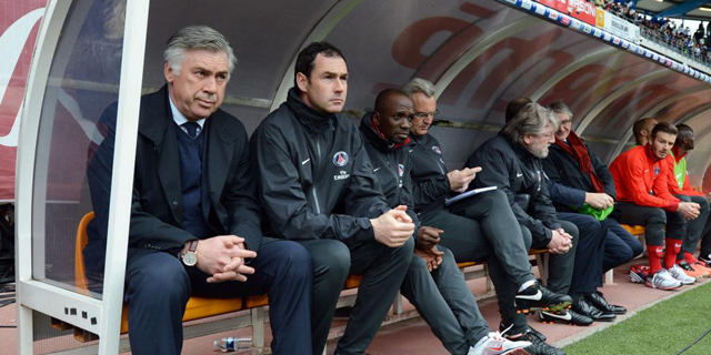 El entrenador italiano en el banquillo durante un partido del PSG. | Afp