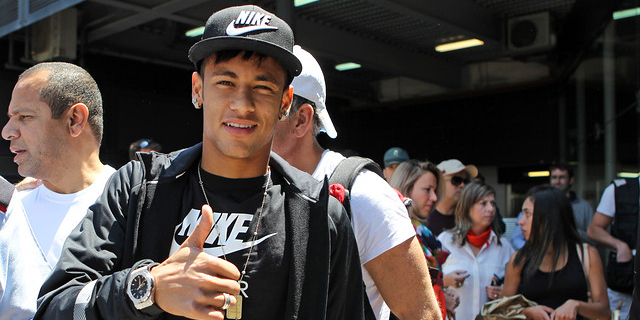 Neymar a su llegada al aeropuerto de la Ciudad Condal. | FC Barcelona
