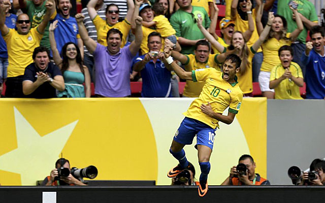 Neymar celebra su golazo del minuto dos. (AFP)