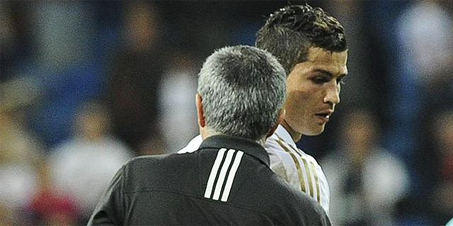 Cristiano y Mourinho, en un encuentro con el Real Madrid. | Gonzalo Arroyo Moreno
