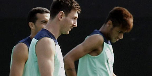 Messi, en un entrenamiento con el Bara. | Efe