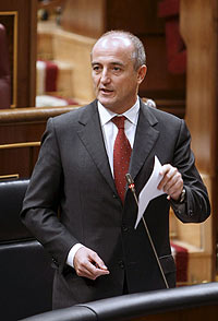 El ministro de Industria, Miguel Sebastian en el Congreso. Foto: EFE