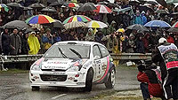 Colin McRae disputando el Rally de Catalunya del ao 2000.