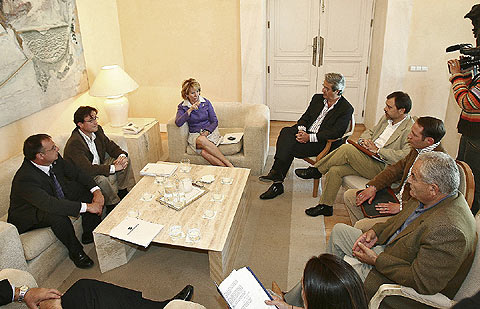 Imagen de una de las reuniones mantenidas sobre el ERE con la Comunidad de Madrid