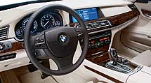 BMW 760i: un lujo de potencia