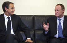 Zapatero charla con Jean-Pierre Laurent, director presidente de Renault Espaa