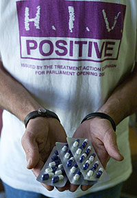 Los antirretrovirales han mejorado la calidad de vida de las personas con VIH. (Foto: Mike Hutchings | Reuters)
