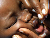 Un nio recibe la vacuna contra la polio en Nigeria (Foto: Reuters | George Esiri)