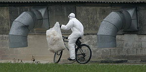 Inmediacioens de la granja inglesa donde se ha detectado un brote de gripe aviar. (Foto: Luke Macgregor | Reuters)