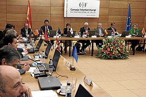 Reunin del Consejo Interterritorial del Sistema Nacional de Salud, presidido por el ministro Bernat Soria. (Foto: Diego Sinova)